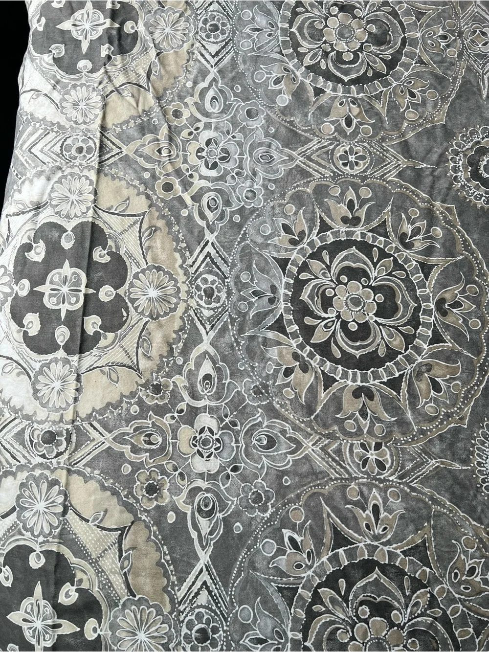Neutral Medallion Pattern Comforter Duvet Cover - Gray & Cream